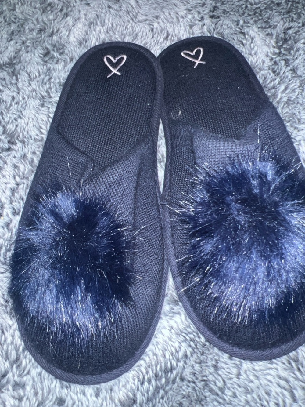 Victorias Secret Navy Supermodel Pom Pom Bedroom Lounge Fancy Slippers 9/10 GUC